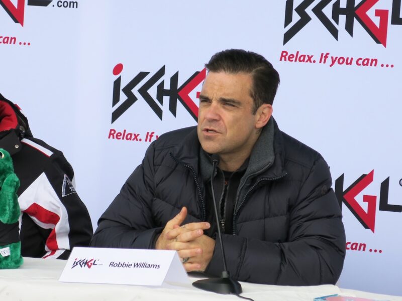 Robbie Williams. Image © PlanetSKI